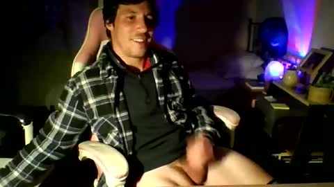 toyboysquirt online show from June 10, 5:31 am