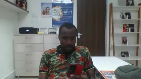 tpnuts online show from December 5, 9:49 am