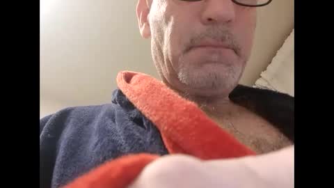 Snapshot of tra649167 chatting on October 8, 4:44 pm tra649167 online show from October 8, 4:44 pm