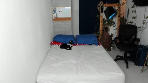 travis bakerr online show from January 23, 1:19 am