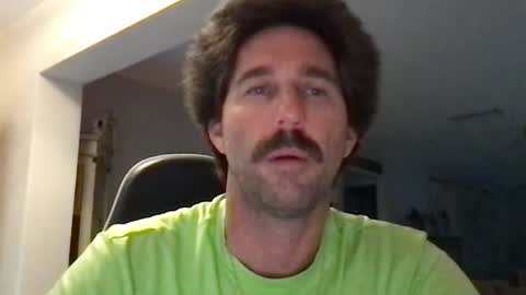 Snapshot of traviskenn chatting on October 14, 11:28 am TravisKenn online show from October 14, 11:28 am