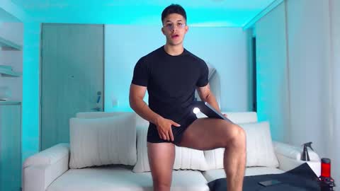 Travis online show from October 29, 11:40 pm