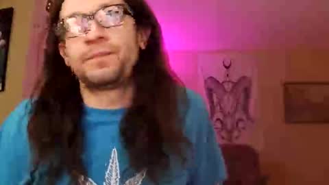 travmcnasty online show from December 20, 11:45 pm