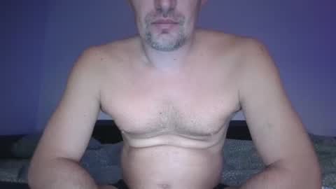 Snapshot of traxking444 chatting on October 14, 6:48 pm Displayman online show from October 14, 6:48 pm