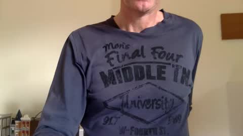 Snapshot of trebo00788 chatting on October 19, 8:06 am trebo00788 online show from October 19, 8:06 am