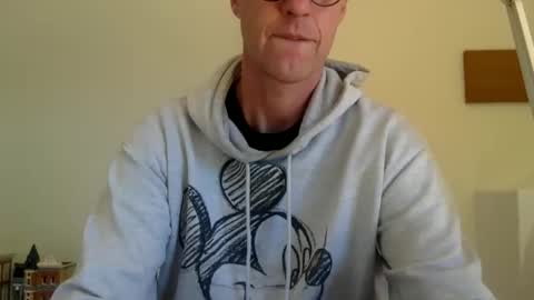 trebo00788 online show from April 25, 7:55 am