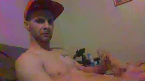 Snapshot of treeburner1 chatting on January 30, 3:51 pm TreeBurner1 online show from January 30, 3:51 pm