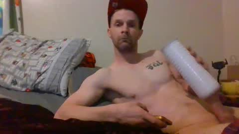 Snapshot of treeburner1 chatting on January 24, 11:02 pm TreeBurner1 online show from January 24, 11:02 pm