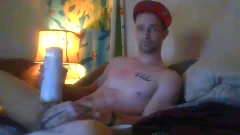 Snapshot of treeburner1 chatting on March 6, 3:13 am TreeBurner1 online show from March 6, 3:13 am