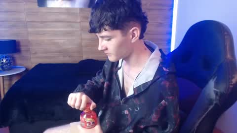 trevor_mob online show from April 20, 7:38 pm