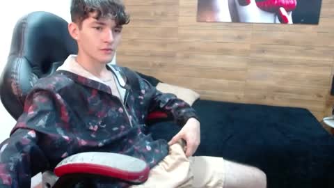 trevor_mob online show from April 29, 5:30 pm