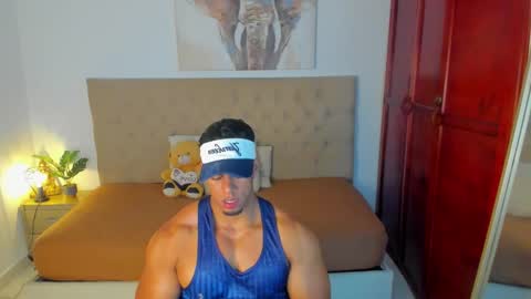 Snapshot of trevor_vinc chatting on September 10, 12:37 pm trevor online show from September 10, 12:37 pm