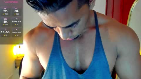 Snapshot of trevor_vinc chatting on January 12, 1:37 pm trevor online show from January 12, 1:37 pm