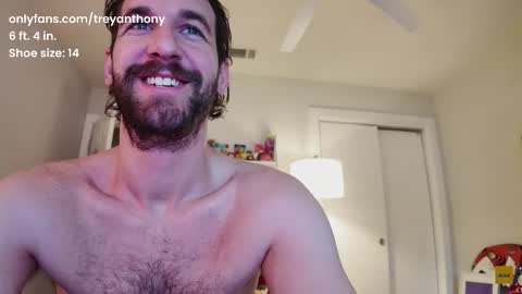 Snapshot of treyanthony chatting on February 9, 4:40 pm decentanthony online show from February 9, 4:40 pm