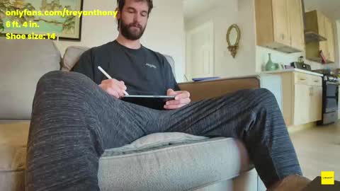 Snapshot of treyanthony chatting on March 11, 4:40 pm decentanthony online show from March 11, 4:40 pm