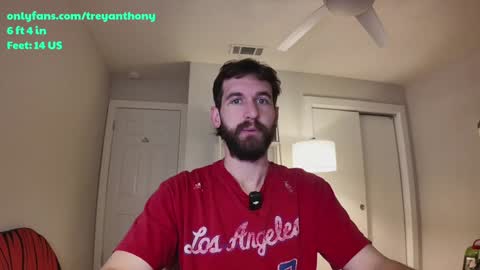 Snapshot of treyanthony chatting on January 29, 2:21 pm decentanthony online show from January 29, 2:21 pm