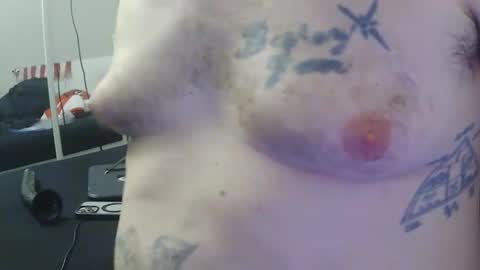 trippc636 online show from November 20, 2:55 am