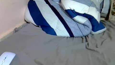 Tris6 online show from March 18, 6:55 pm