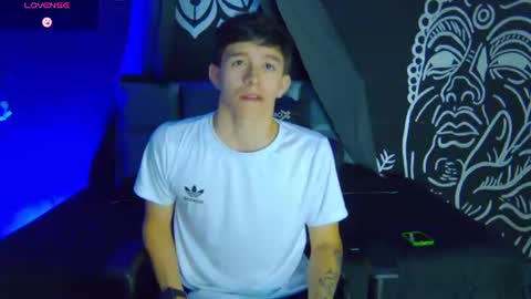 trisstan_kane online show from June 18, 12:32 pm