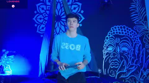 trisstan_kane online show from June 15, 11:46 am