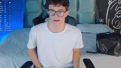 trisstan_kane online show from June 25, 12:21 pm