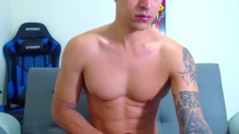 Snapshot of tristan_bm chatting on January 25, 2:36 pm tristan bm online show from January 25, 2:36 pm