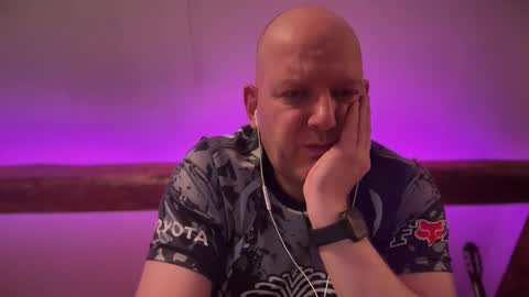 Triton online show from April 14, 11:37 pm