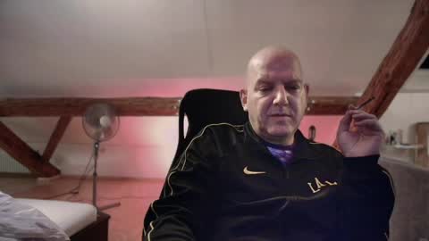 Triton online show from May 5, 10:32 pm