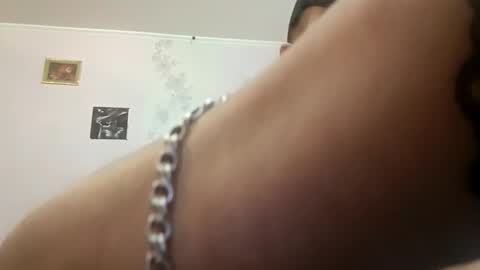 tronadamant online show from March 30, 8:15 am