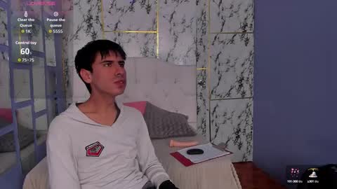 Troy online show from October 29, 8:12 pm