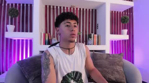 Troy  online show from September 8, 8:41 pm