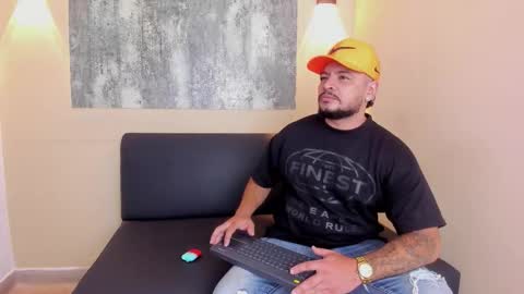 Troy online show from March 24, 3:33 am