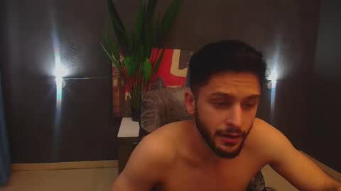TroyWade online show from May 9, 5:30 am