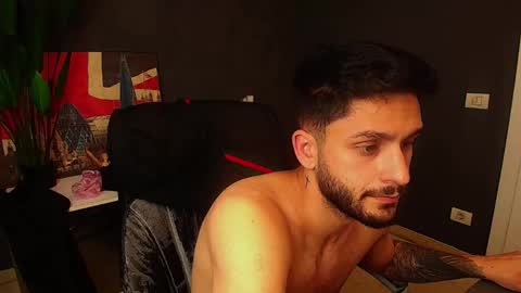 TroyWade online show from May 17, 10:55 am