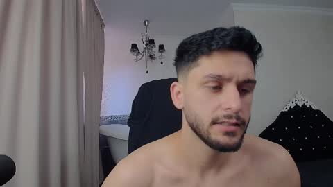 TroyWade online show from May 13, 5:15 am