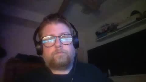 HandicappedLaugher online show from November 9, 5:22 am