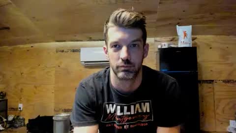 tryingtogetbackup online show from December 22, 1:25 am