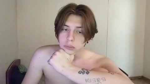 Emilum online show from February 10, 2:41 am