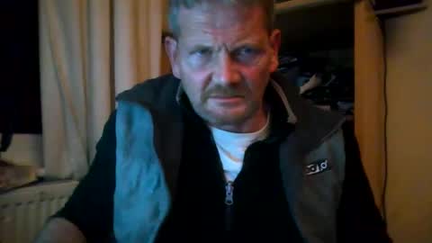 Snapshot of ttb2769 chatting on December 8, 6:06 pm ttb2769 online show from December 8, 6:06 pm