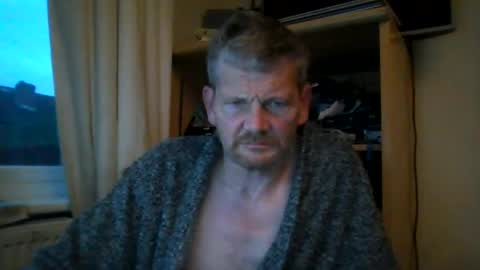 Snapshot of ttb2769 chatting on December 13, 7:59 am ttb2769 online show from December 13, 7:59 am