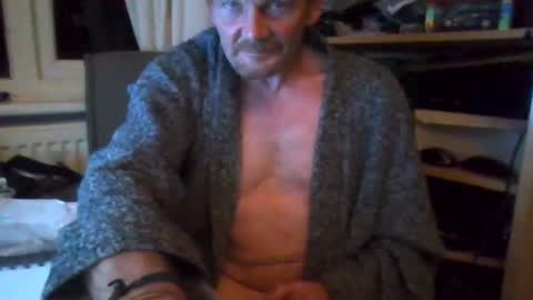 Snapshot of ttb2769 chatting on October 21, 5:10 am ttb2769 online show from October 21, 5:10 am