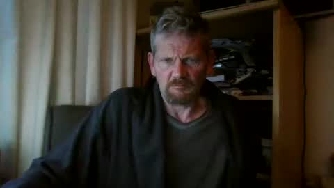 Snapshot of ttb2769 chatting on March 5, 6:44 am ttb2769 online show from March 5, 6:44 am
