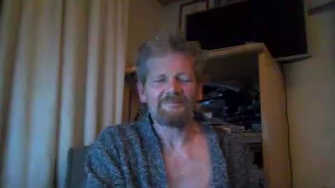 Snapshot of ttb2769 chatting on January 22, 7:03 am ttb2769 online show from January 22, 7:03 am