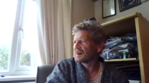 Snapshot of ttb2769 chatting on October 17, 7:12 am ttb2769 online show from October 17, 7:12 am