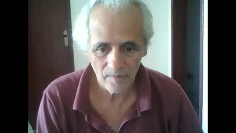 Snapshot of tuamigo8a chatting on February 18, 4:38 pm Siveomeves online show from February 18, 4:38 pm