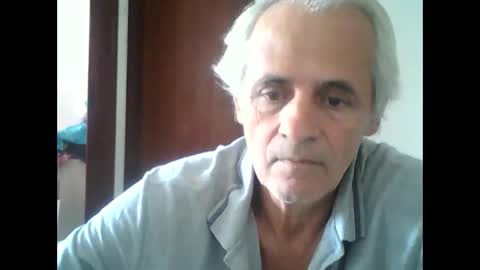 Snapshot of tuamigo8a chatting on February 14, 4:20 pm Siveomeves online show from February 14, 4:20 pm