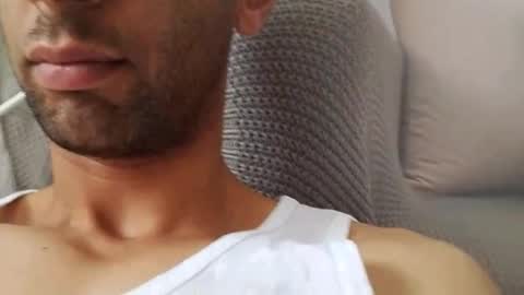 TunisienSexyGuy online show from April 19, 1:32 pm