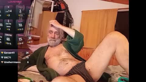 Snapshot of tupapifacu chatting on February 9, 1:01 am Papi Facu online show from February 9, 1:01 am