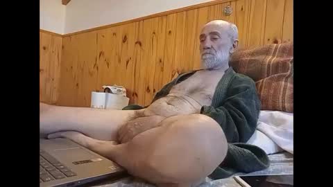 Snapshot of tupapifacu chatting on December 7, 6:04 pm Papi Facu online show from December 7, 6:04 pm