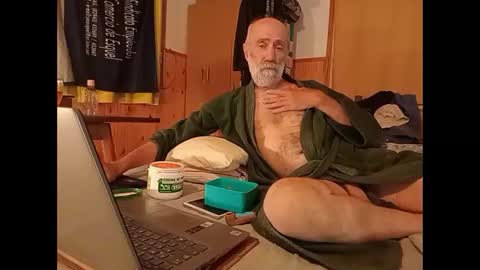 Snapshot of tupapifacu chatting on January 27, 2:53 am Papi Facu online show from January 27, 2:53 am